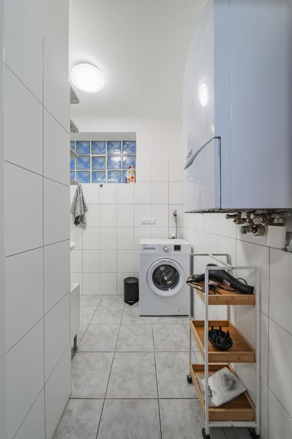 Modernes Appartement Nahe U-Bahn Und Schoenbrunn فيينا المظهر الخارجي الصورة